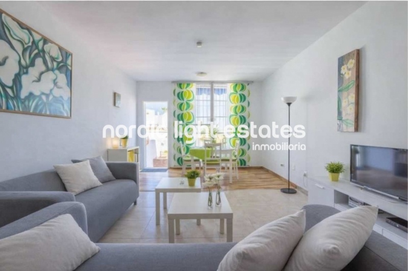 Beautiful townhouse with panoramic sea and mountain views 