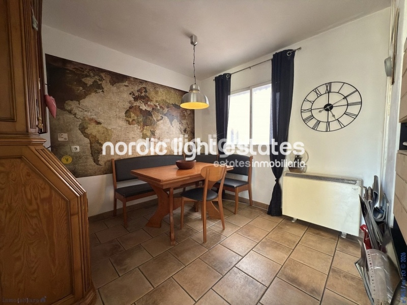 Magnifico adosado 4 dormitorios, cochera