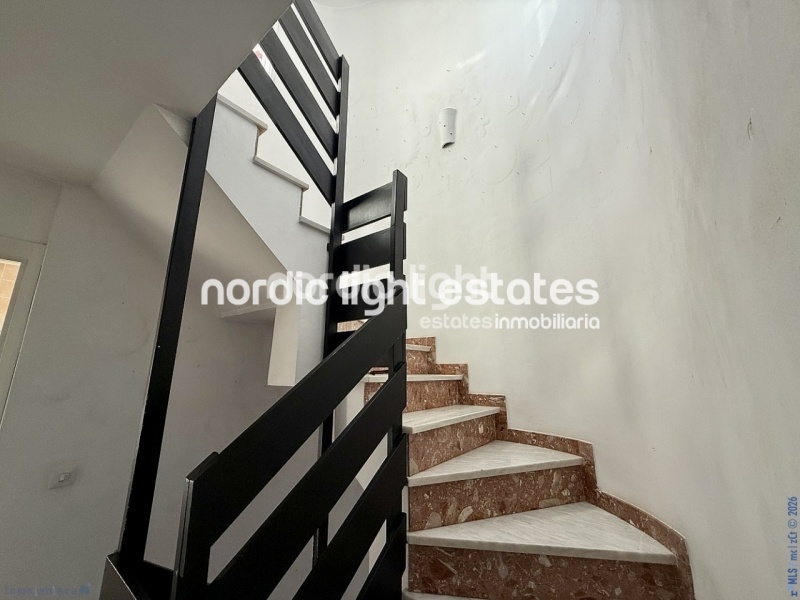 Magnifico adosado 4 dormitorios, cochera