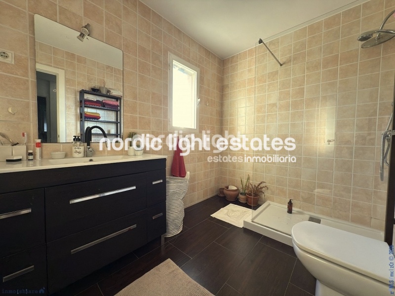 Magnifico adosado 4 dormitorios, cochera