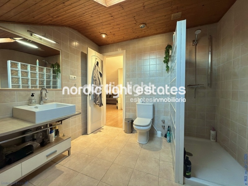 Magnifico adosado 4 dormitorios, cochera