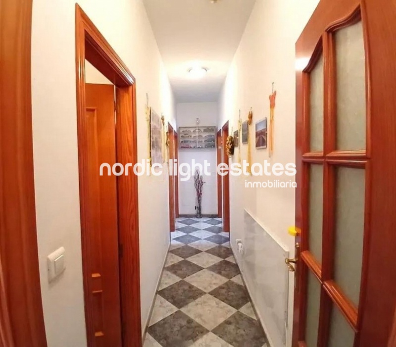 Lovely and very spacious villa with a guest apartment