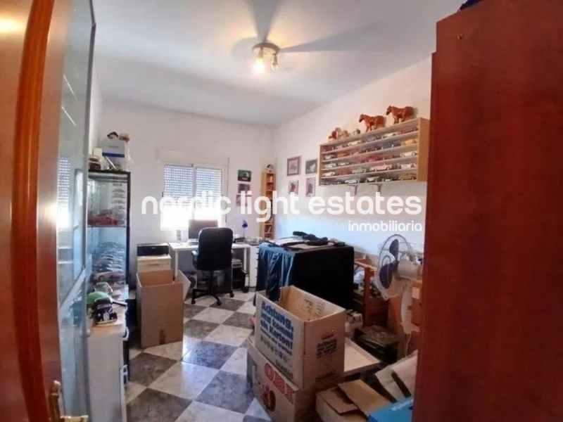 Lovely and very spacious villa with a guest apartment