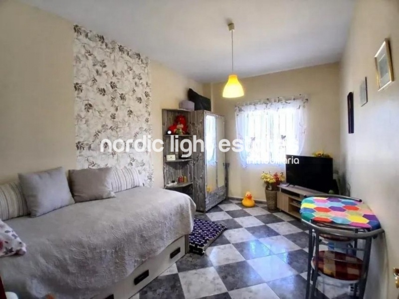 Lovely and very spacious villa with a guest apartment