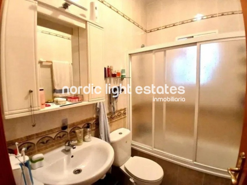 Lovely and very spacious villa with a guest apartment