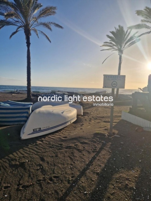 Frontline beach apartment 