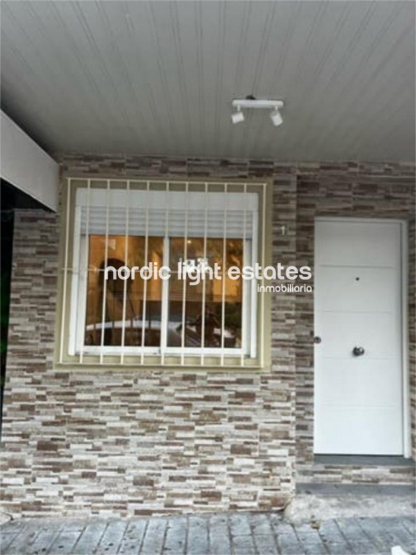 Interesante oportunidad muy cerca d la playa La Carihuela