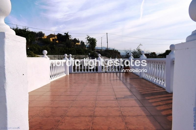 Huge country house 7 beds, 5 baths