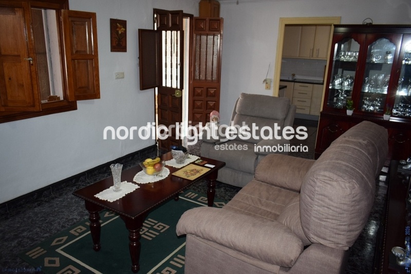 Huge country house 7 beds, 5 baths