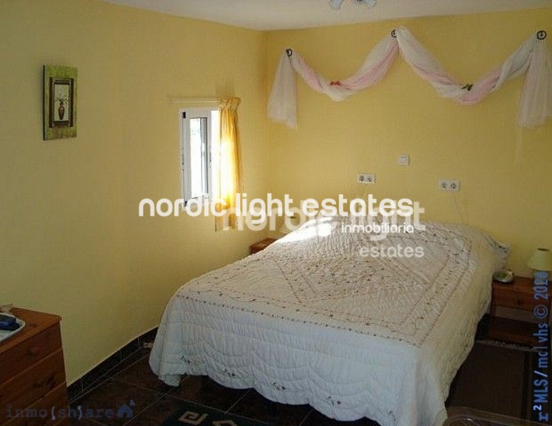 Huge country house 7 beds, 5 baths