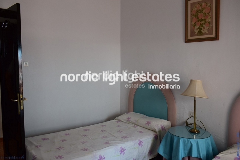 Casa de pueblo independiente con muchas características originales 