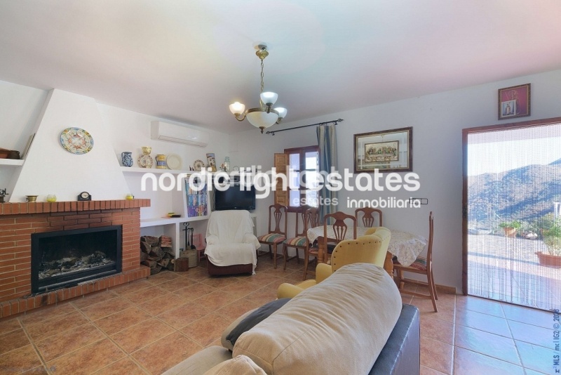 Estupenda casa de campo en perfecto estado