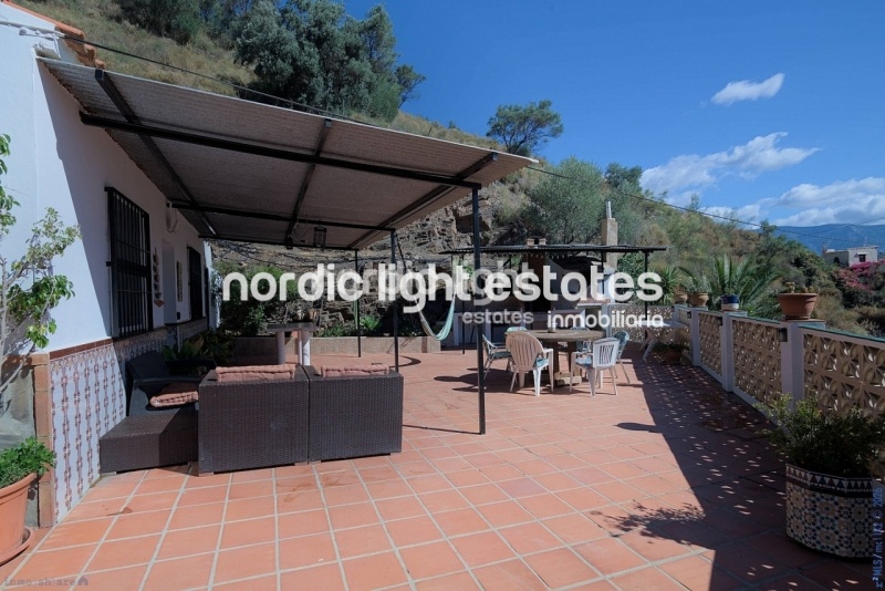 Preciosa casa de campo con piscina climatizada cubierta y jacuzzi