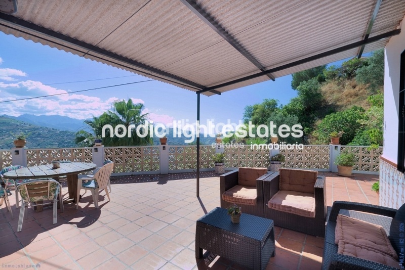 Preciosa casa de campo con piscina climatizada cubierta y jacuzzi