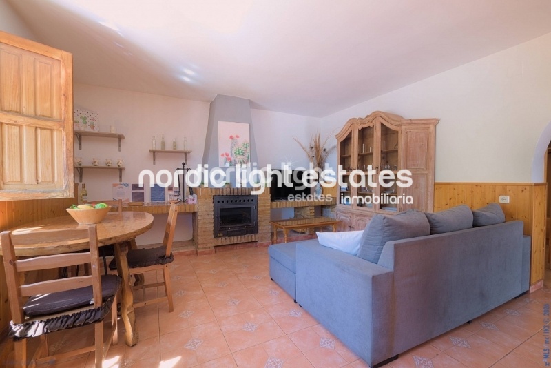 Preciosa casa de campo con piscina climatizada cubierta y jacuzzi