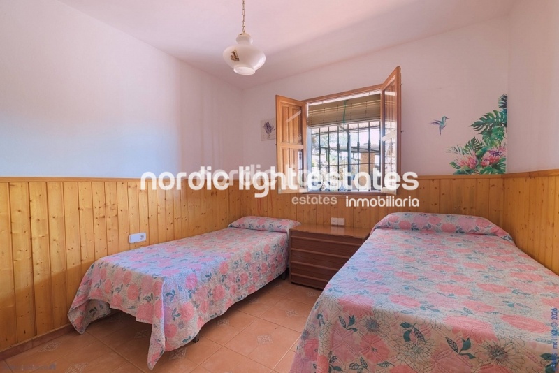 Preciosa casa de campo con piscina climatizada cubierta y jacuzzi