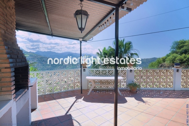 Preciosa casa de campo con piscina climatizada cubierta y jacuzzi