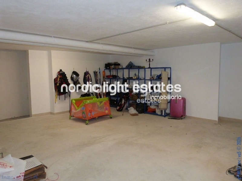 Modern south-facing villa a stone´s throw from the sea 