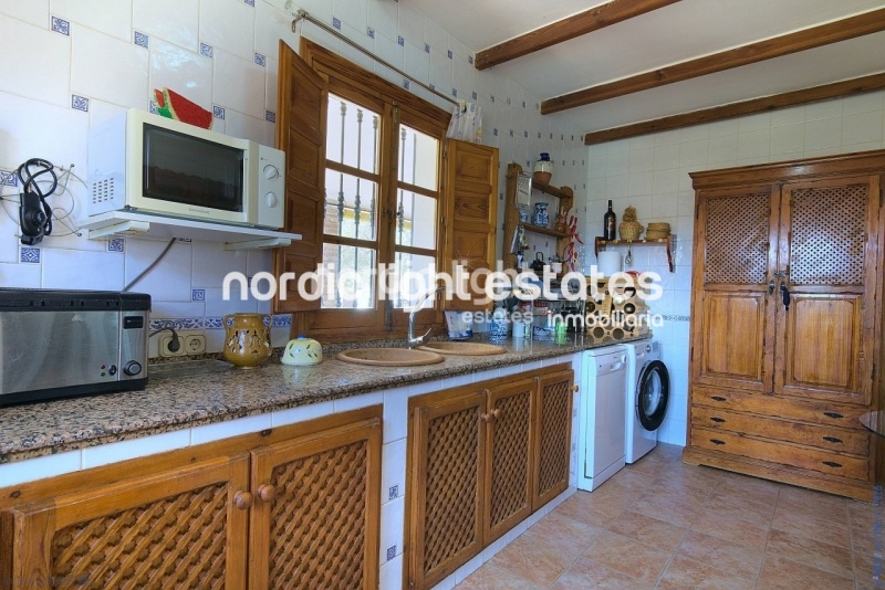 Exclusivo rancho ecuestre. Parcela de 22.000m2. Piscina y casa de invitados