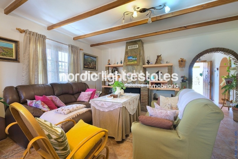 Exclusivo rancho ecuestre. Parcela de 22.000m2. Piscina y casa de invitados