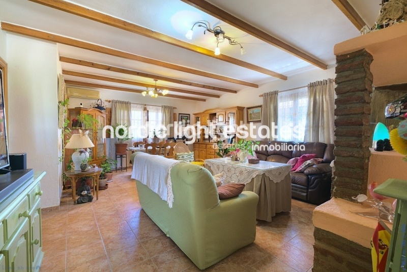 Exclusivo rancho ecuestre. Parcela de 22.000m2. Piscina y casa de invitados