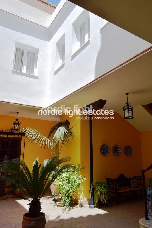 Outstanding 18th century manor house with endless potential