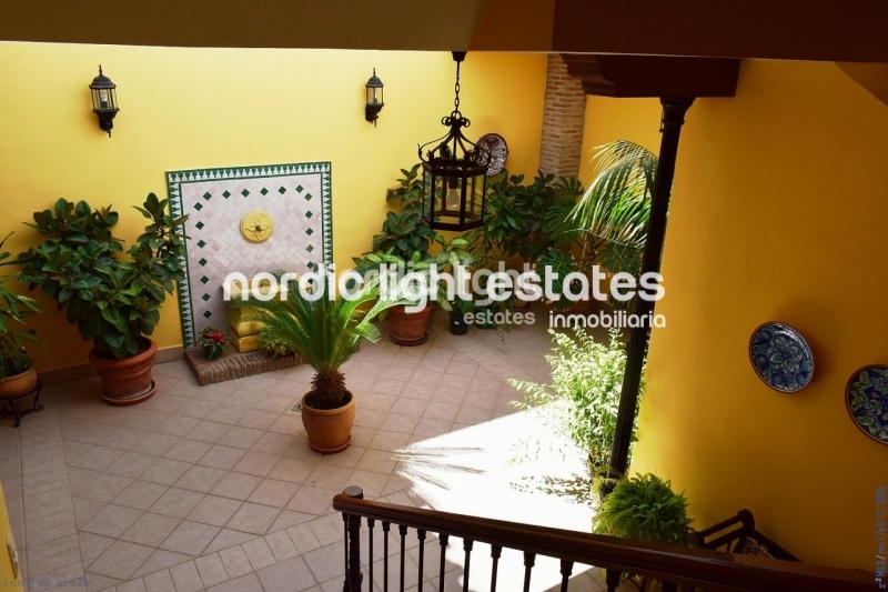 Outstanding 18th century manor house with endless potential