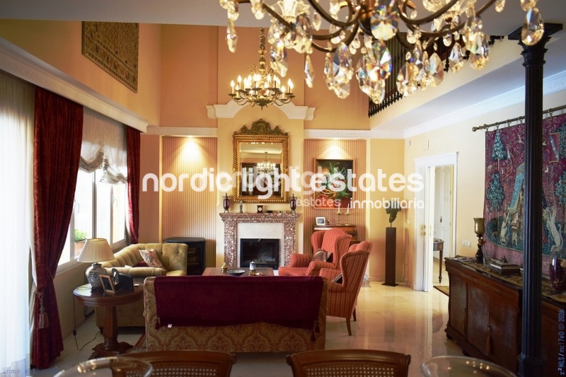 Outstanding 18th century manor house with endless potential