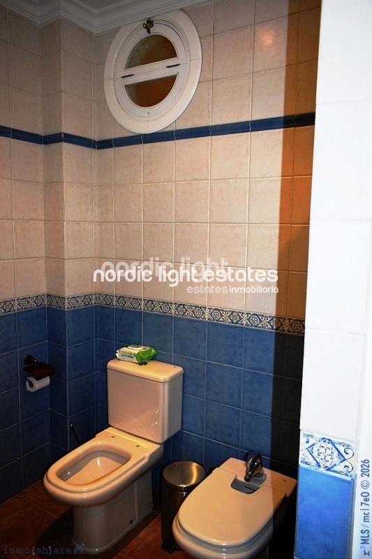 Outstanding 18th century manor house with endless potential