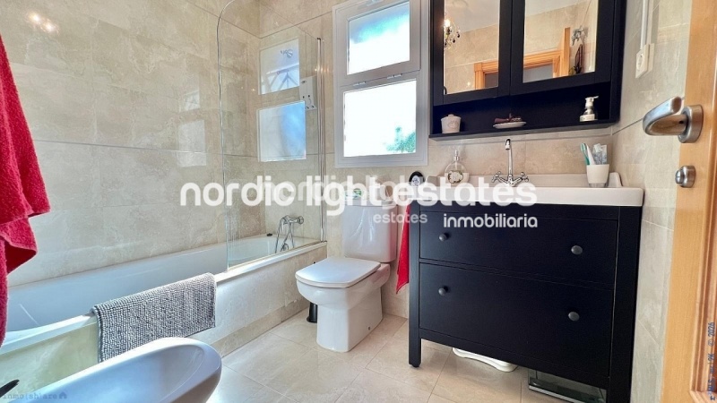 Elegant apartment with a terrace of 80 sqm