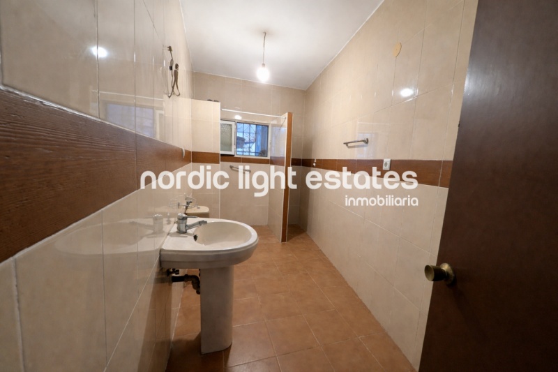 Centro de Nerja – Casa para derribar con gran potencial (149 m)