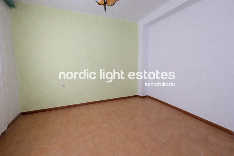 Centro de Nerja – Casa para derribar con gran potencial (149 m)