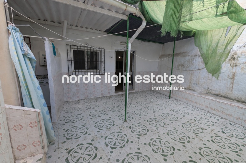 Centro de Nerja – Casa para derribar con gran potencial (149 m)