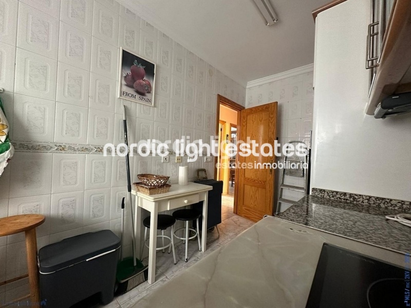 Bonito piso con piscina comunitaria