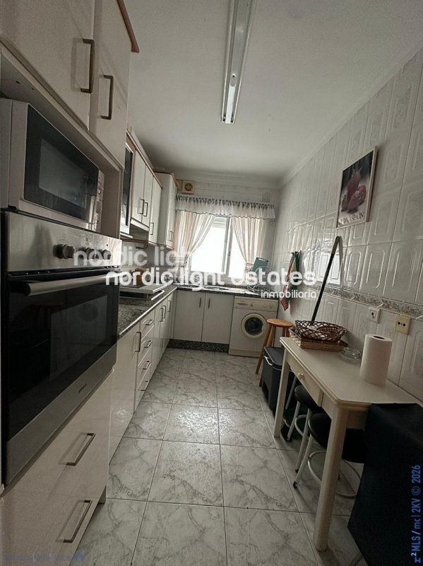 Bonito piso con piscina comunitaria