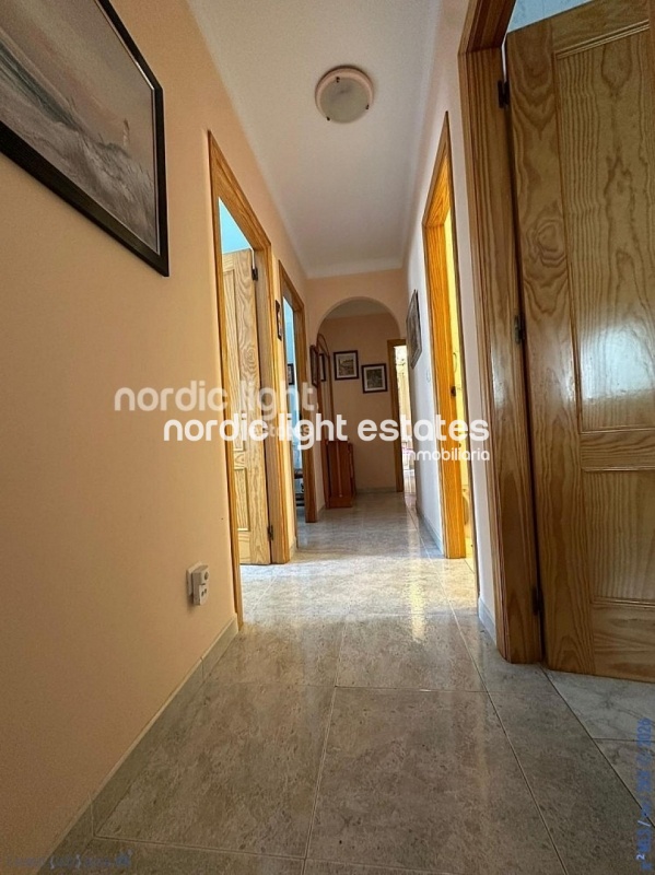 Bonito piso con piscina comunitaria