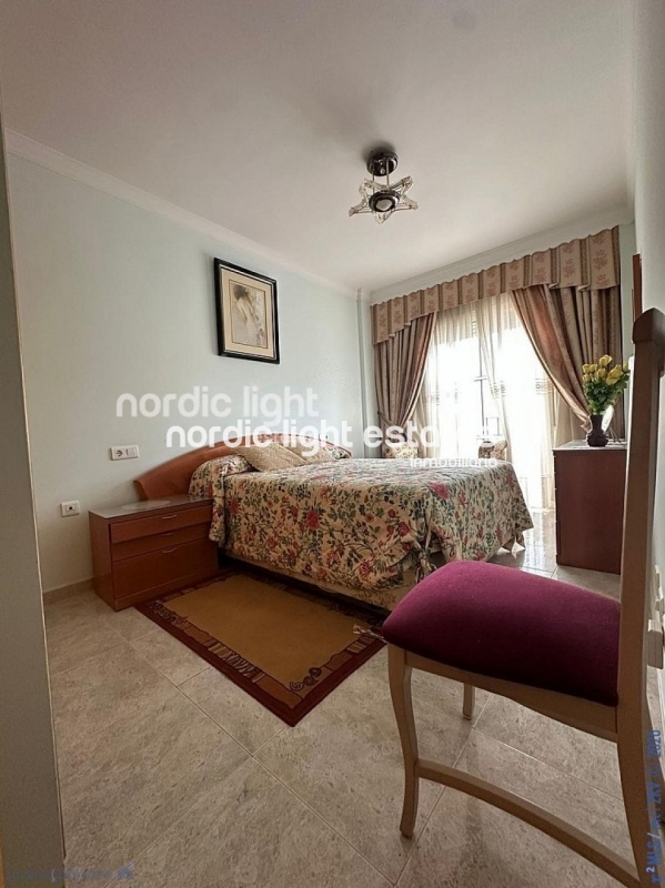 Bonito piso con piscina comunitaria