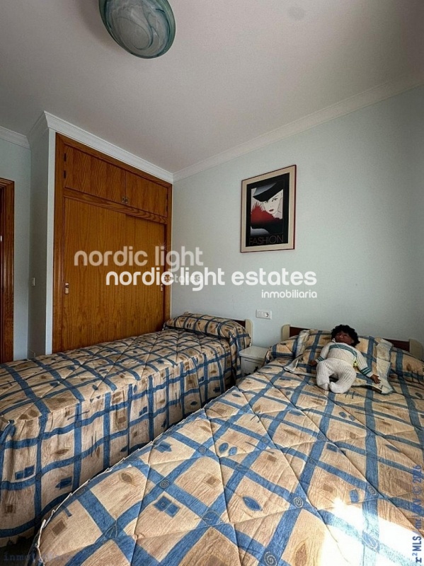 Bonito piso con piscina comunitaria