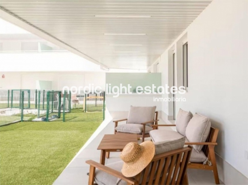 Espectacular piso a estrenar con jardín privado 