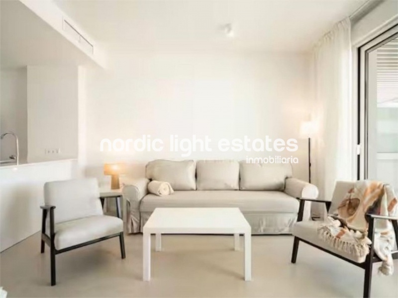 Espectacular piso a estrenar con jardín privado 