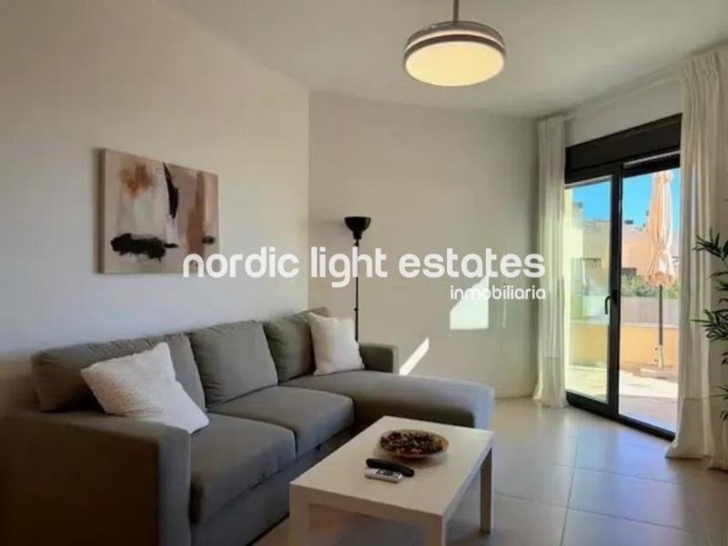 Excelente ático con azotea privada, plaza de parking, trastero y piscina