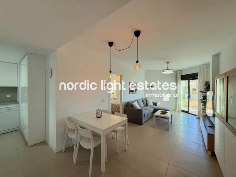 Excelente ático con azotea privada, plaza de parking, trastero y piscina