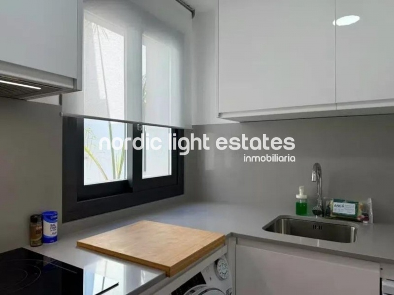 Excelente ático con azotea privada, plaza de parking, trastero y piscina