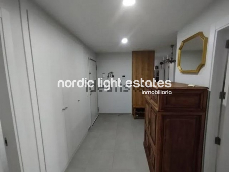 Espectacular ático 4 dormitorios, parking, trastero, alarma, aire