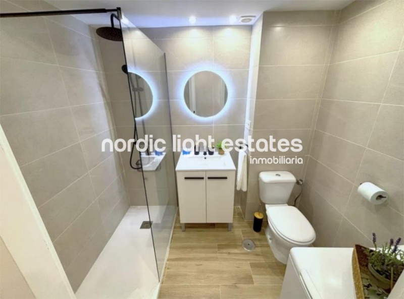 Funcional y moderno estudio con licencia turística