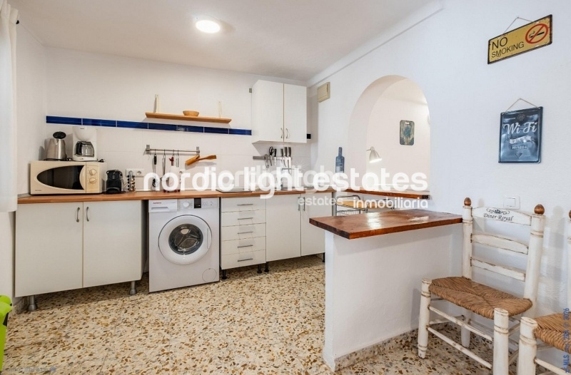 Impresionante villa con apartamento independiente