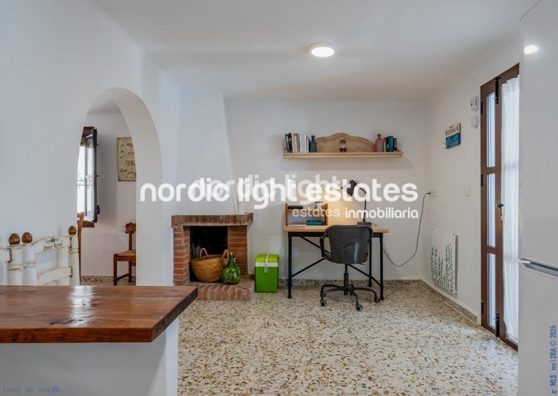 Impresionante villa con apartamento independiente