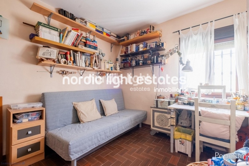 Impresionante villa con apartamento independiente