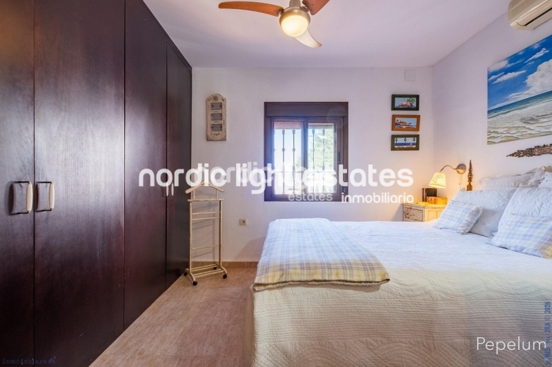 Impresionante villa con apartamento independiente