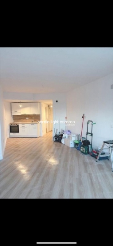 Eelegant studio apartment fully renovated